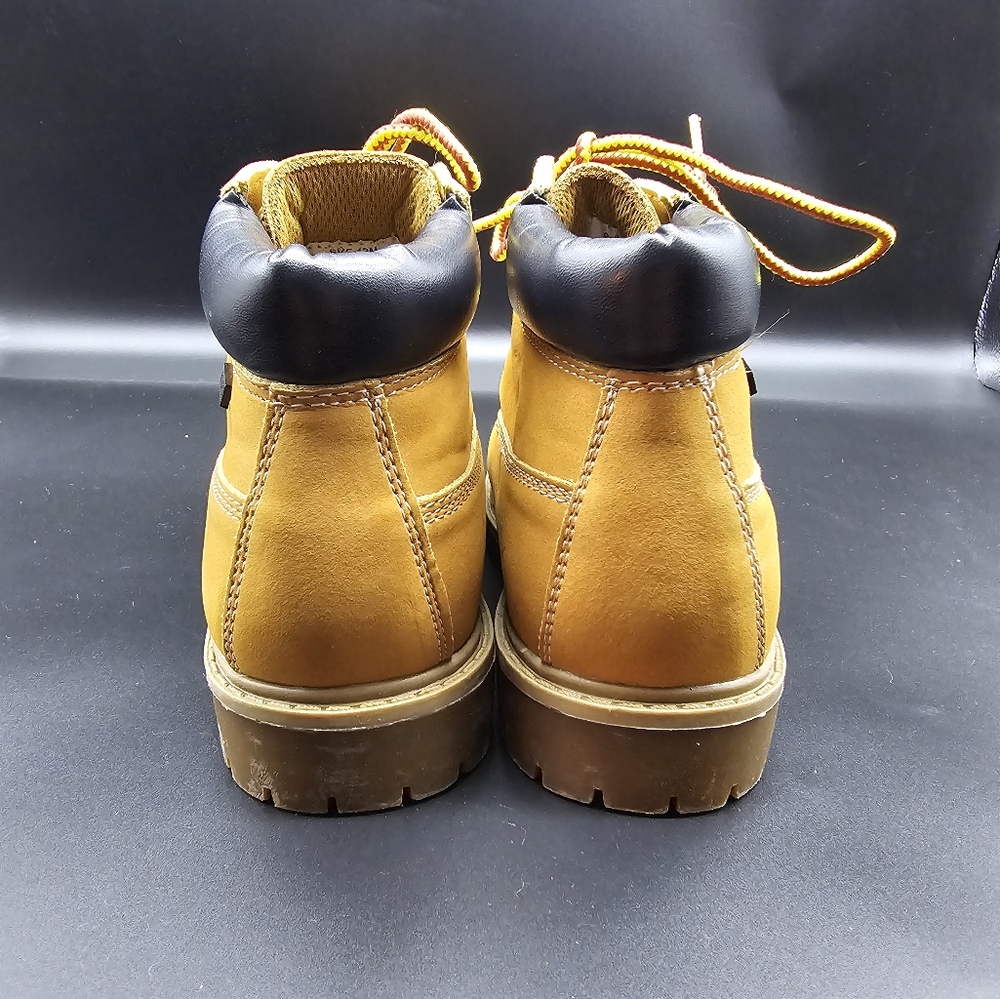 Trail Guide Boots - Picture 6 of 10
